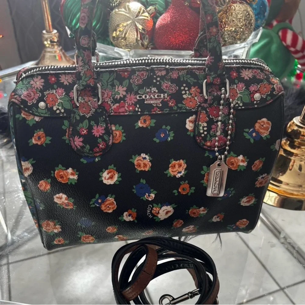 Read First Before Purchasing!!! Coach Mini Bennett Satchel - Picture 1 of 6